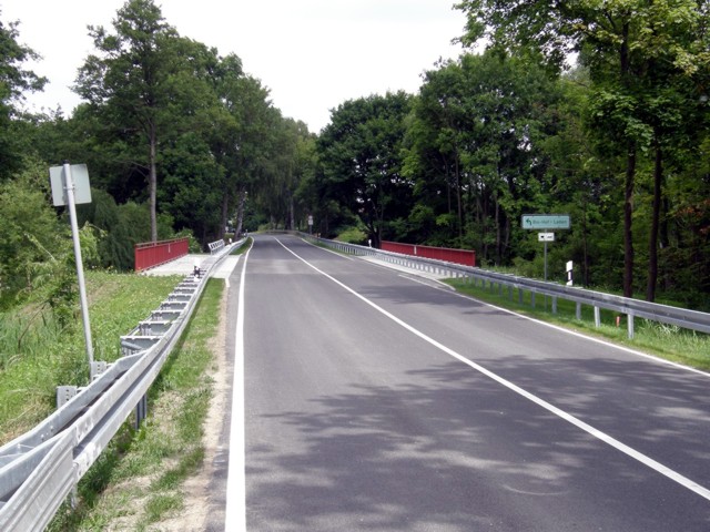 Fertige Brück Straßenansicht