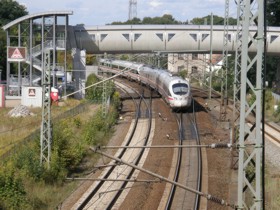 Neubau einer Radwegbrücke über die Anlagen der DB AG, Schnellfahrstrecke Hamburg – Berlin, in Ludwigslust